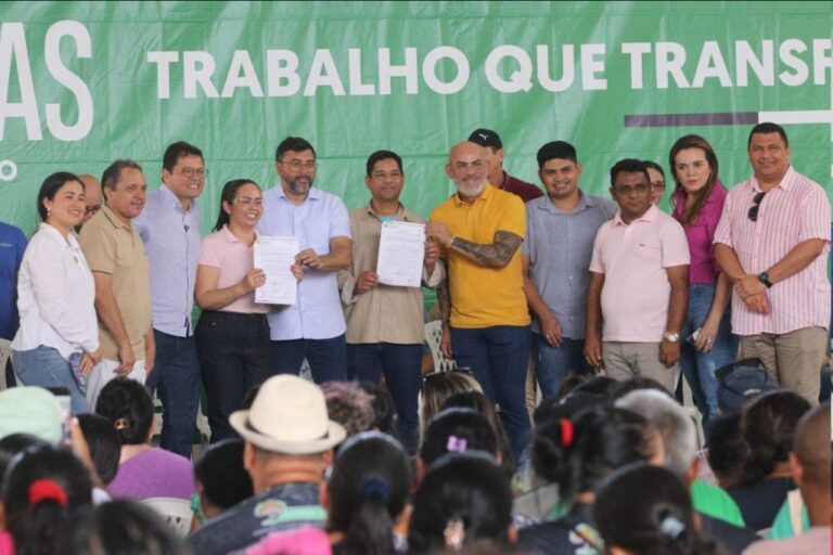 Wilson Lima assina ordem de serviço para início das obras de recuperação do sistema viário de Rio Preto da Eva