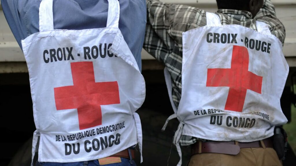 Cruz Vermelha lamenta mortes de voluntários no Congo devido ao Ebola