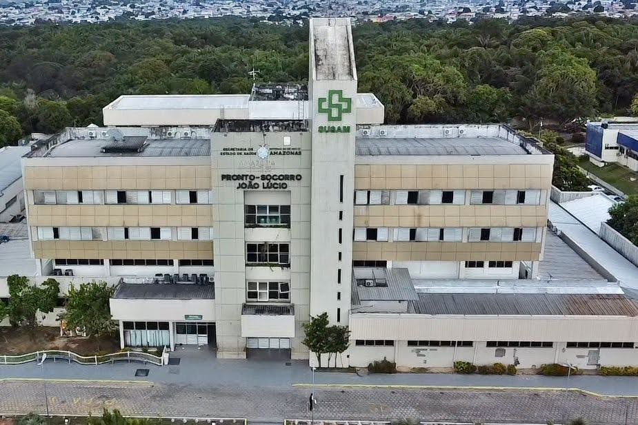 Sobrevivente de chacina em Manaus deixa UTI, mas continua internada
