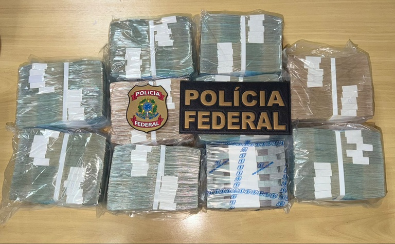 PF prende homem com R$ 1 milhão em espécie no Amazonas