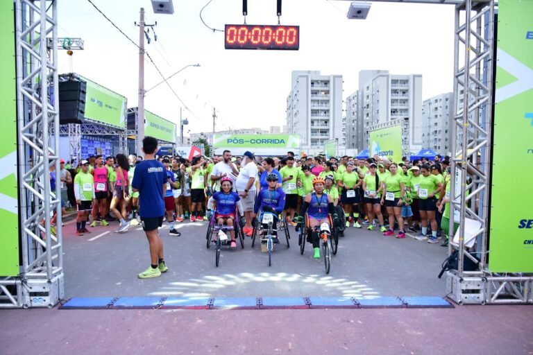 Corrida e Caminhada SEST SENAT leva esporte ao Centro Histórico de Manaus em edição noturna
