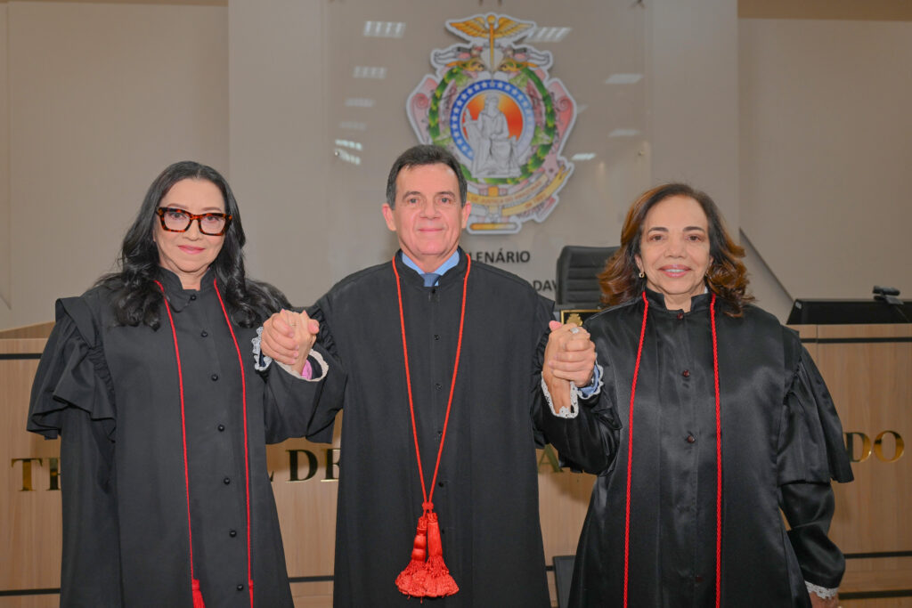 Desembargadores Airton Gentil, Onilza Gerth e Vânia Marinho assumem comando do TJAM em 2027/2028