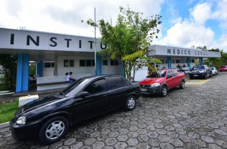 Idoso de 70 anos morre atropelado por motocicleta na Avenida Brasil, em Manaus