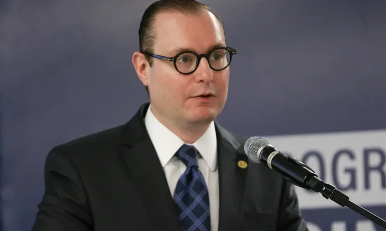 Zanin pede parecer da PGR e AGU sobre ação do PSD por 2º turno no Rio